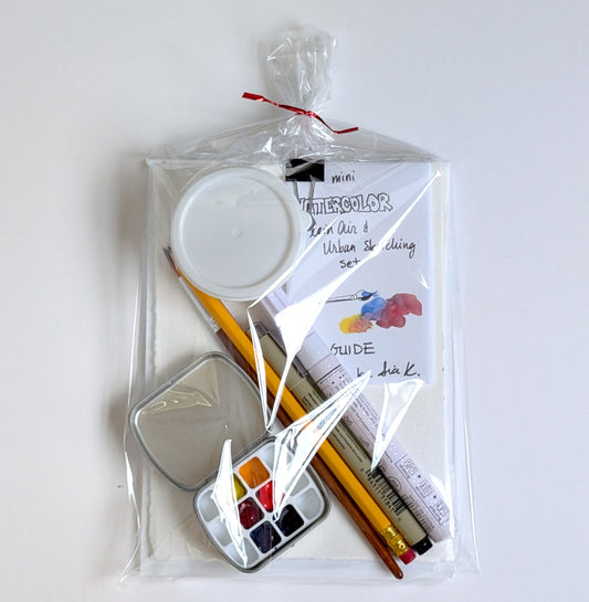 Mini watercolor kit for plein air and urban sketching